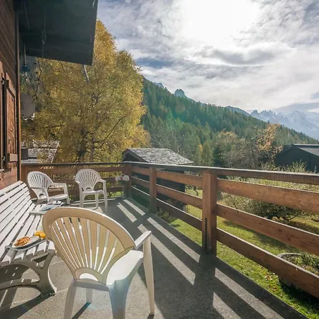 Montroc Chalet Sleeps 10 Chamonix