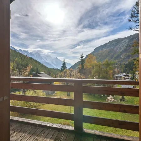 Montroc Chalet Sleeps 10 Chamonix