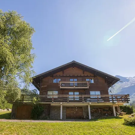 Montroc Chalet Sleeps 10 * Chamonix