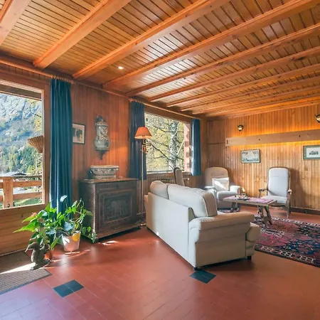 Montroc Chalet Sleeps 10 Шале Шамоні
